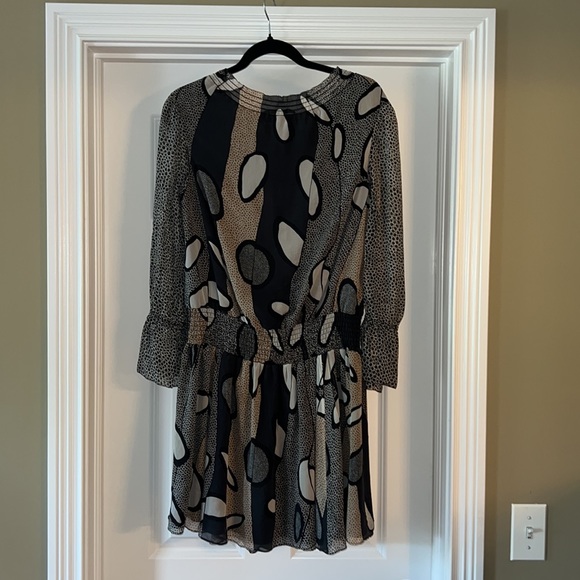 Used, Diane Von Furstenberg 100% silk dress in very good condition, - Picture 4 of 6